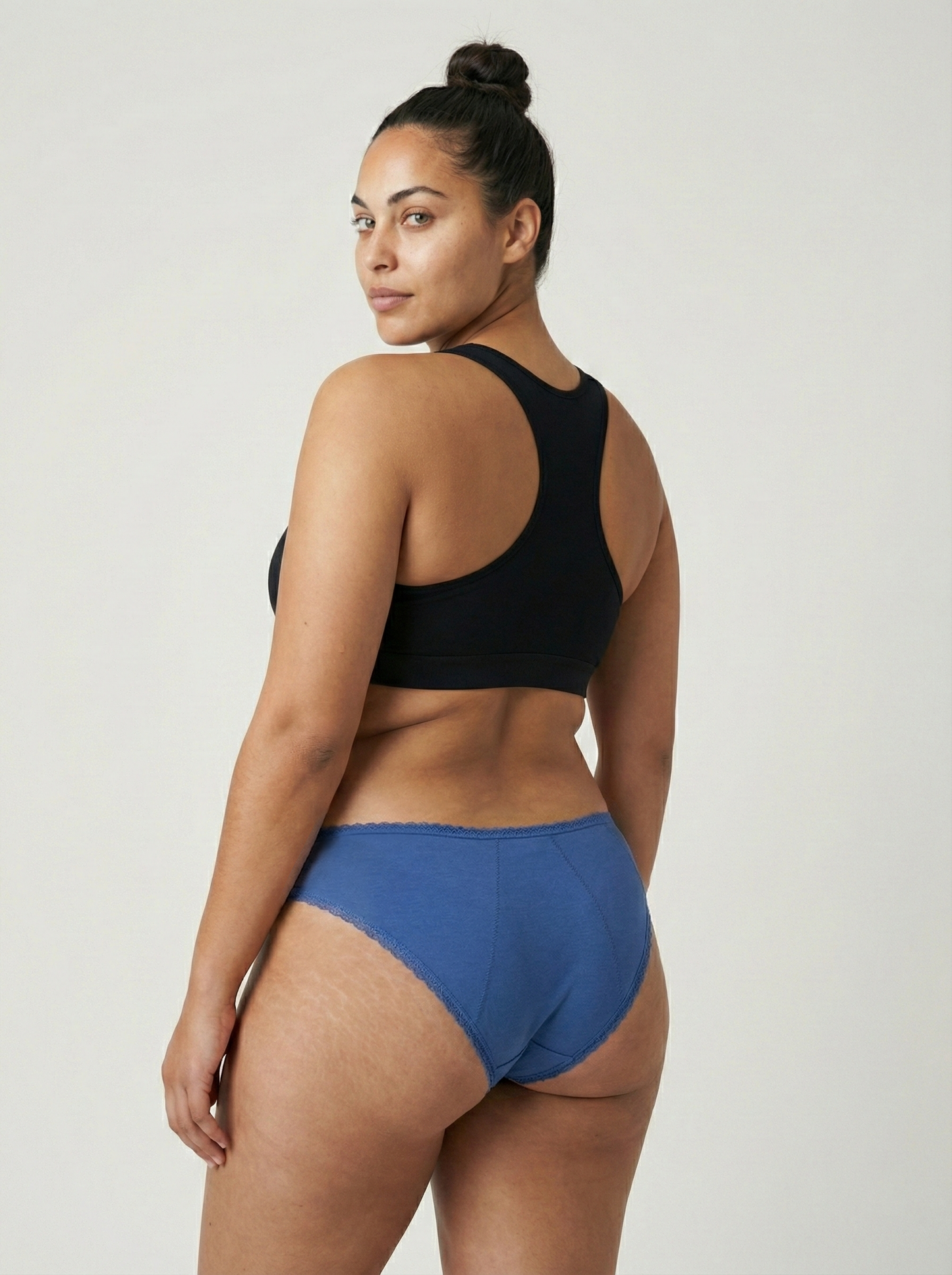 Leak-Proof Mid-Rise Brief